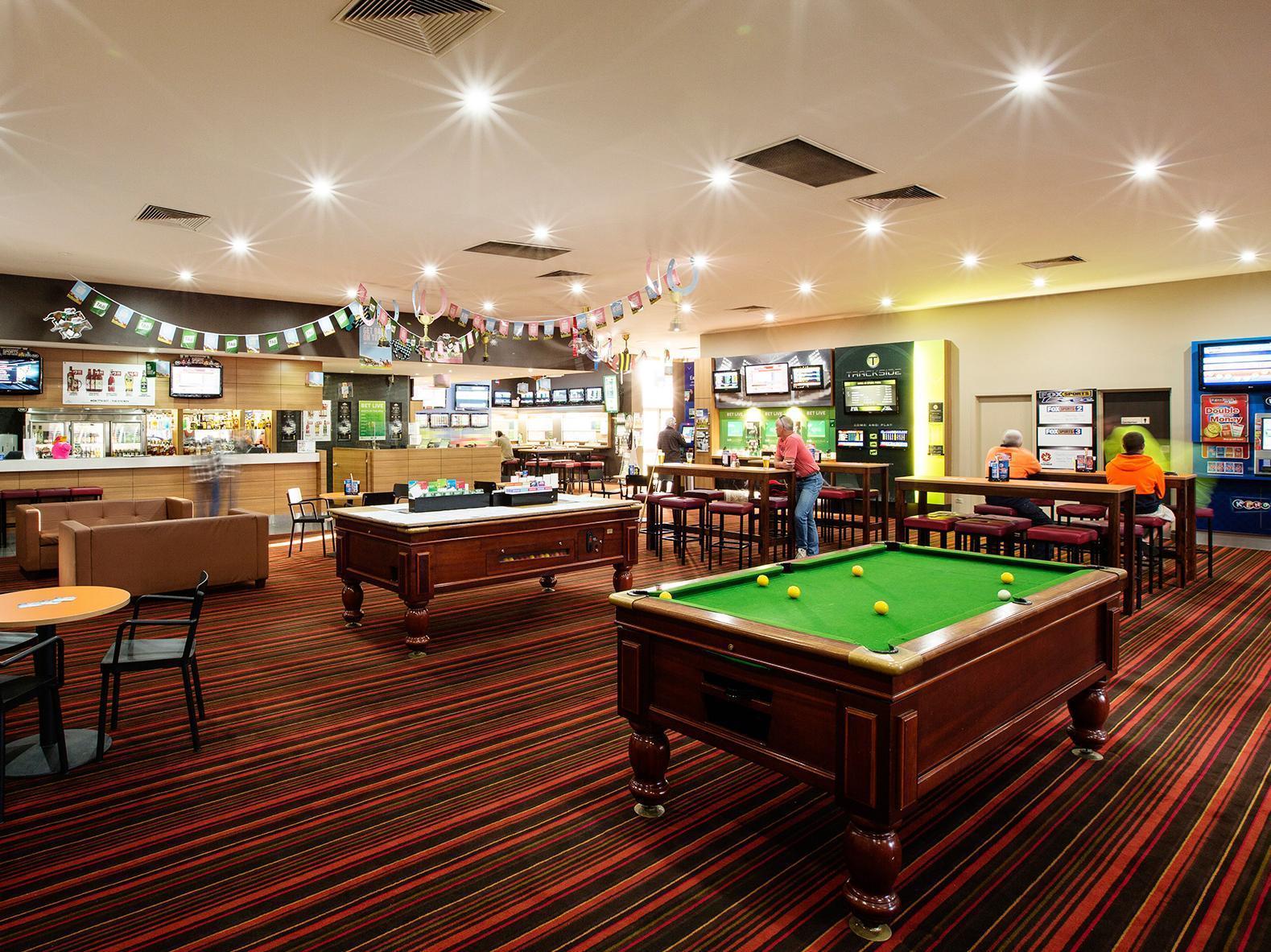 Nightcap At Coolaroo Hotel Exterior foto